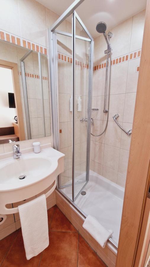 Hotel Garni Superior Μέτσινγκεν Εξωτερικό φωτογραφία