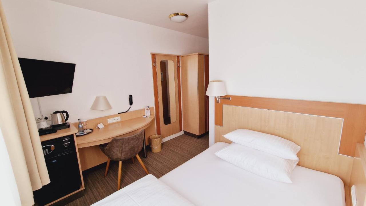 Hotel Garni Superior Μέτσινγκεν Εξωτερικό φωτογραφία