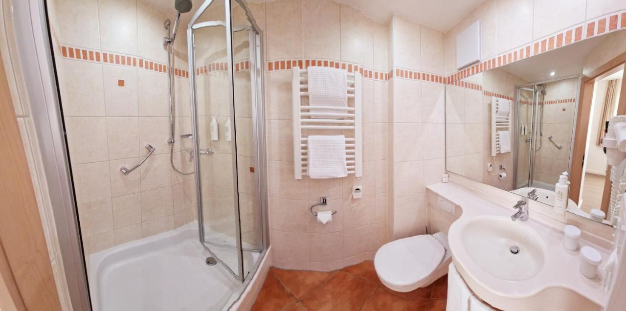Hotel Garni Superior Μέτσινγκεν Εξωτερικό φωτογραφία
